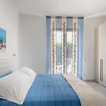 Chi Nnicchi E Nnacchi - Luxury * Milazzo