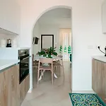 Chi Nnicchi E Nnacchi - Luxury *